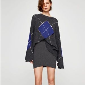 Zara distressed sweater - S